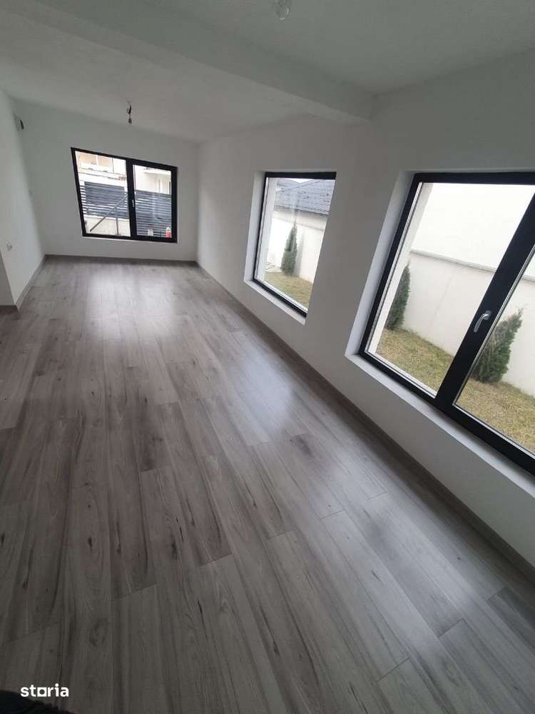 Casa Mioveni P+1, 2021, 4 camere, finisaje de Lux, toate utilitatile - Imagine principală: 5/7