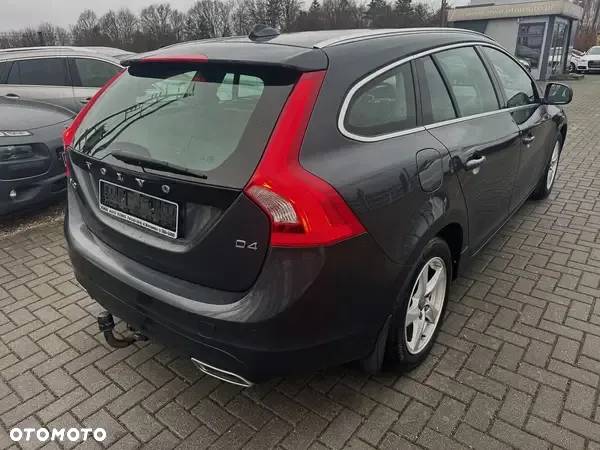 Volvo V60 D4 Geartronic Summum - 4