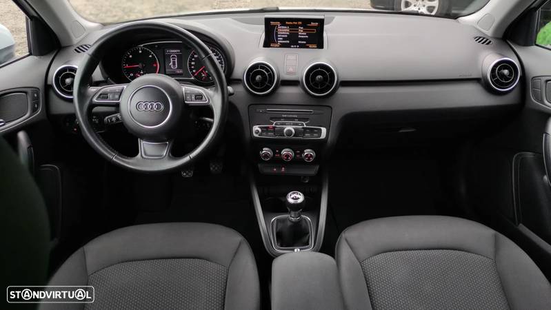 Audi A1 Sportback 1.4 TDI Design - 11