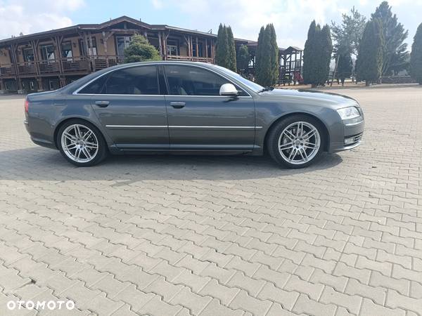 Audi A8 4.2 TDI DPF Quattro - 3