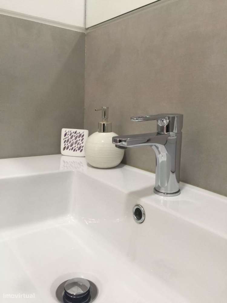 Escritório ARRENDADO nas Paivas-15