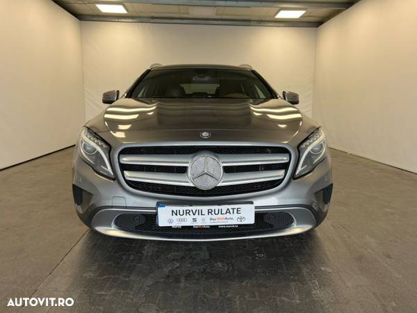 Mercedes-Benz GLA - 1