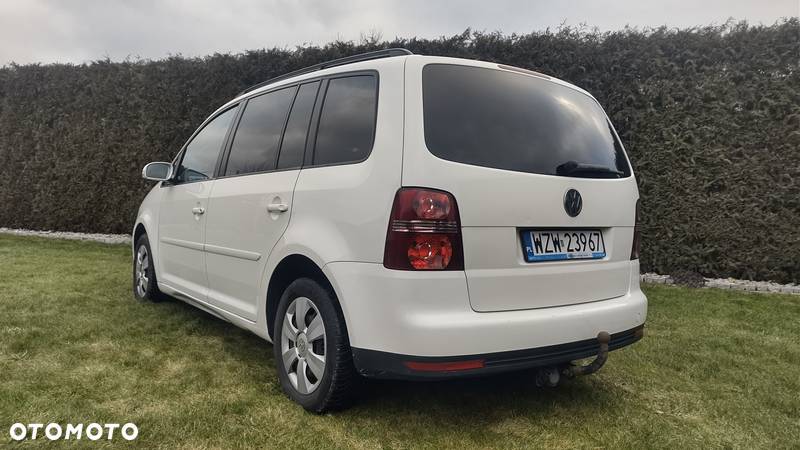 Volkswagen Touran 2.0 TDI DPF Comfortline - 3