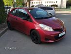 Toyota Yaris 1.33 Premium - 3