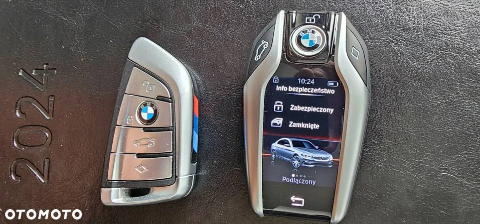 BMW Seria 5 530e iPerformance M Sport sport - 39