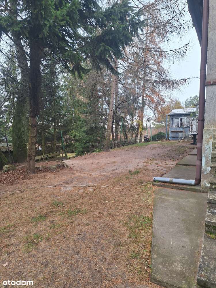 Klimatyczna nieruchomość w Brożówce.-9