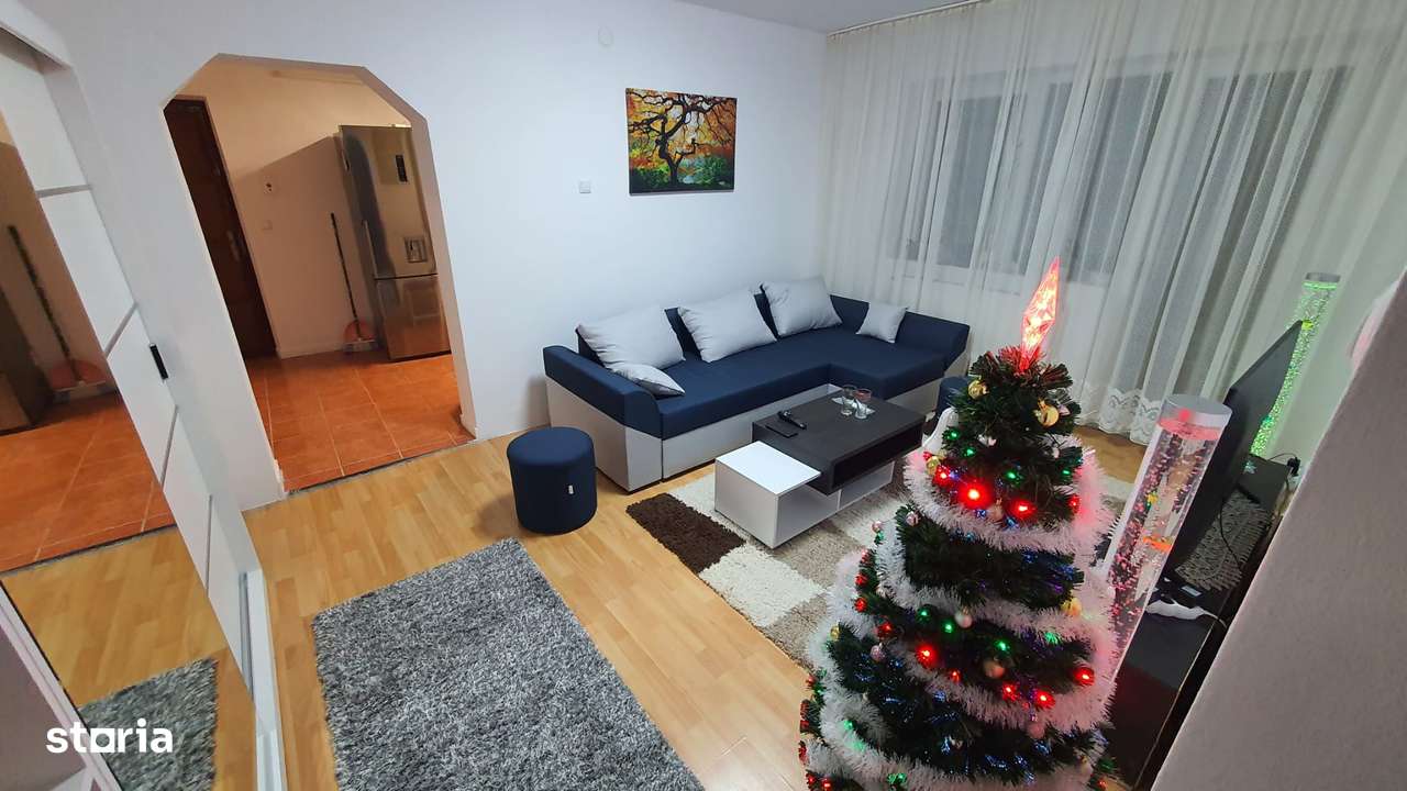 Apartament 2 camere, 49 mp - etaj 2 - zona Casa Armatei - Imagine principală: 5/11