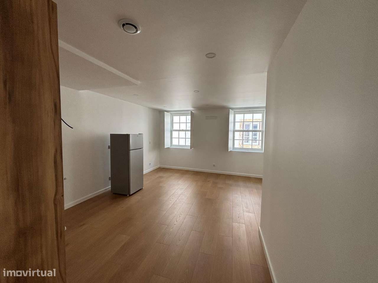 venda de magnifico prédio na Rua da Matemática (4 T0´s e 5 T1's)-48