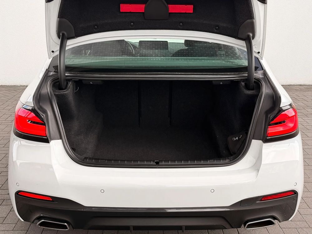 BMW Seria-5 520D XDRIVE M Sport Sport 2.0 Diesel 190 KM — zdjęcie 7