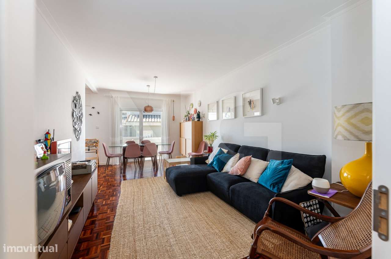 T2+1 com Varandas, Lugar de garagem, Totalmente Remodelado - Paranhos-11