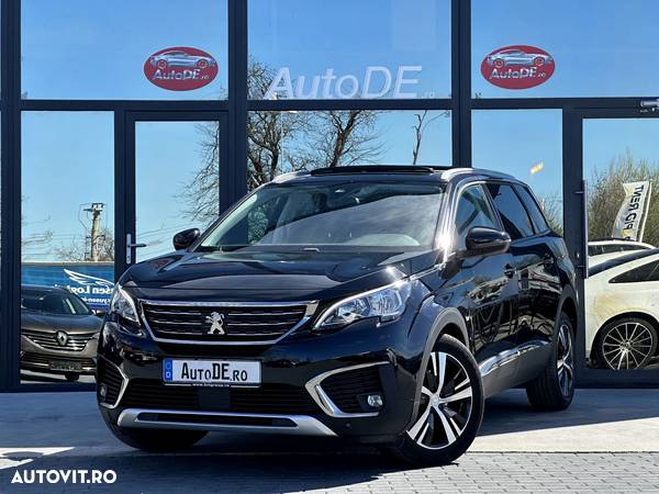 Peugeot 5008 1.2 PureTech Allure Aut. - 1