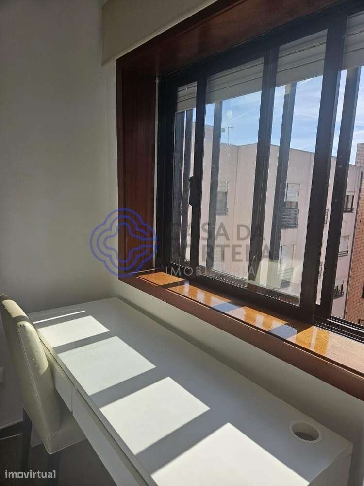 Excelente apartamento T2-21