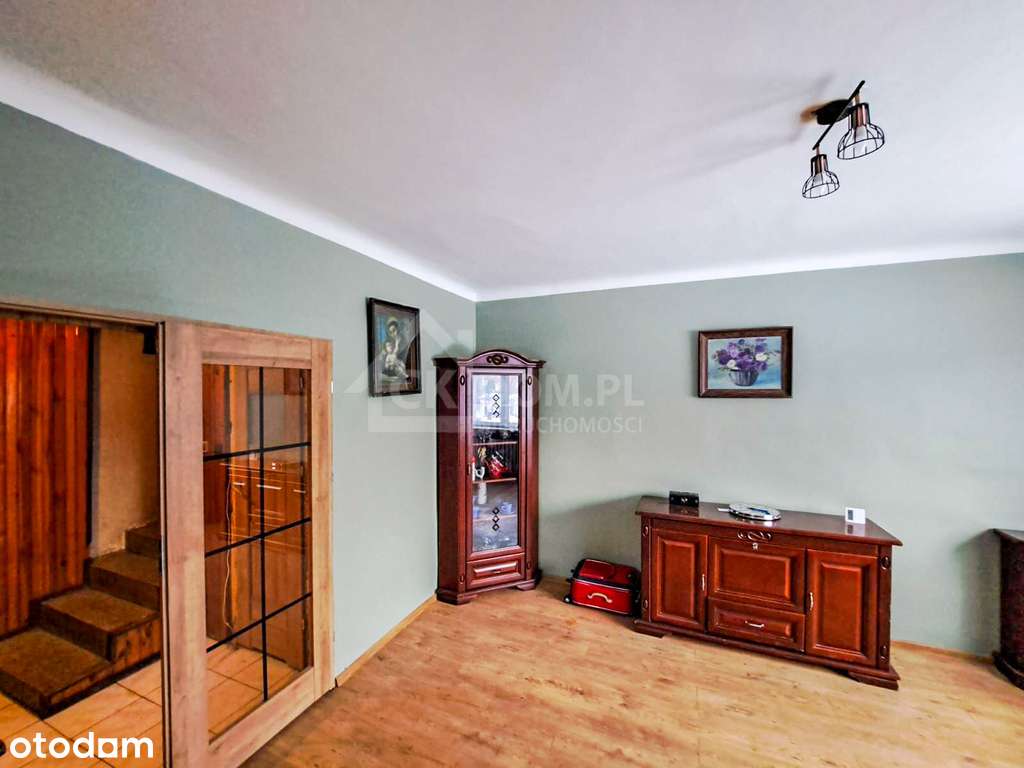 Dom 150 m², 6 pokoi, działka 999 m² – Skarżysko-2