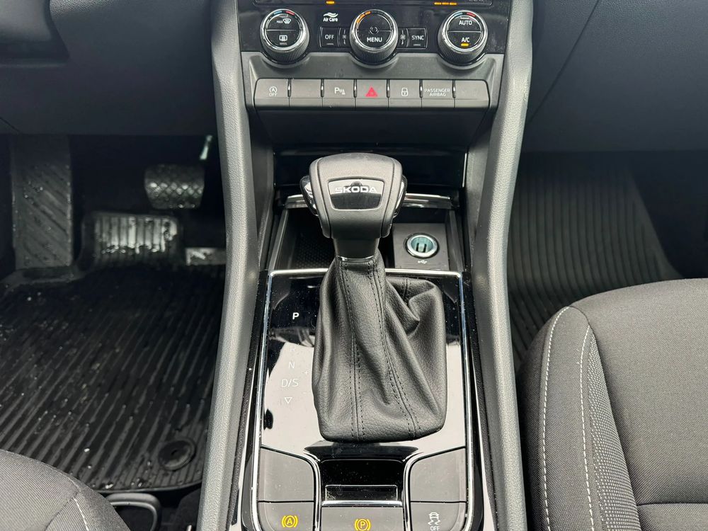 Skoda Karoq Salon Polska FV23%