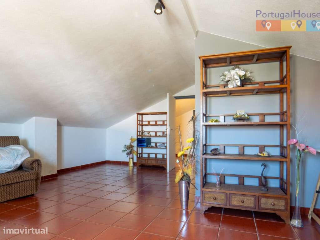 Moradia independente T3 com anexo T2 e 5.000 metros de terreno.-28