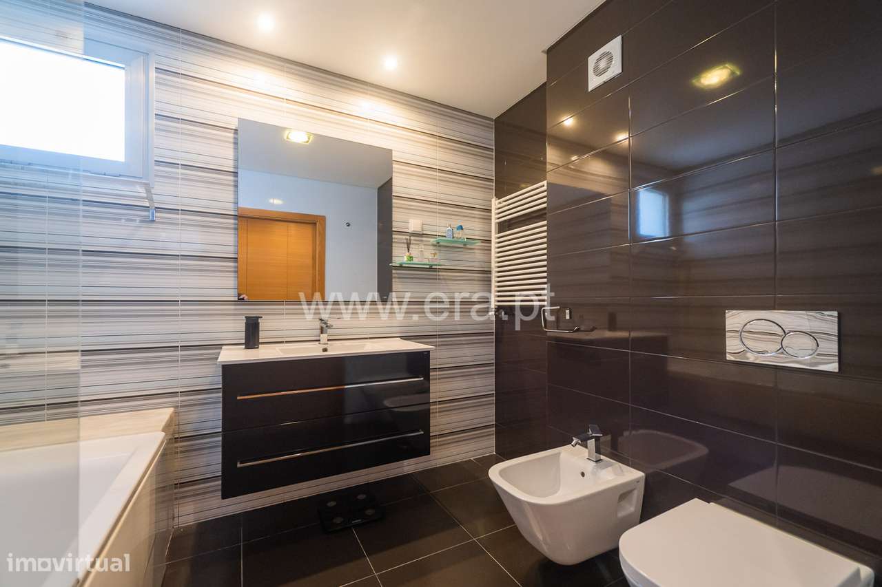 Apartamento T4 - Colinas do Cruzeiro-30