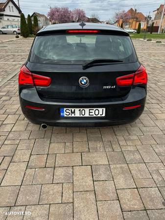 BMW Seria 1 116d - 5