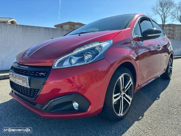 Peugeot 208 1.2 PureTech GT Line - 2