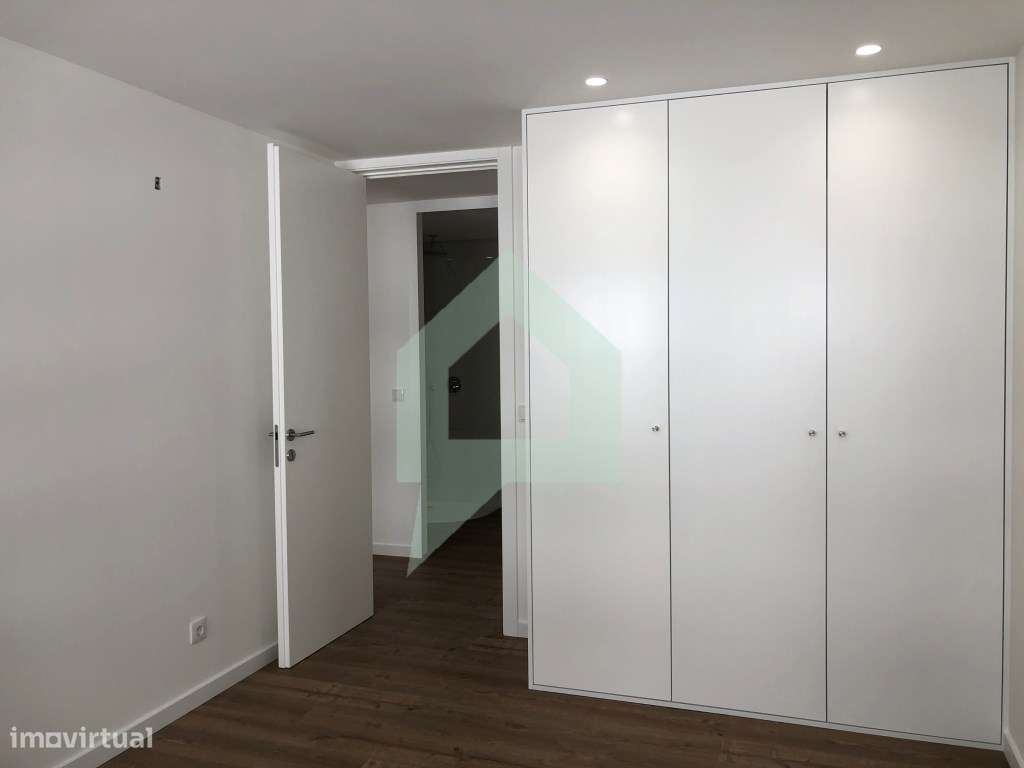 Apartamento T3, como novo, em Barcelos.-6