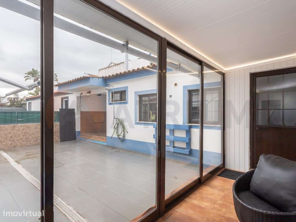 Moradia T3 com garagem, no Faralhão-12