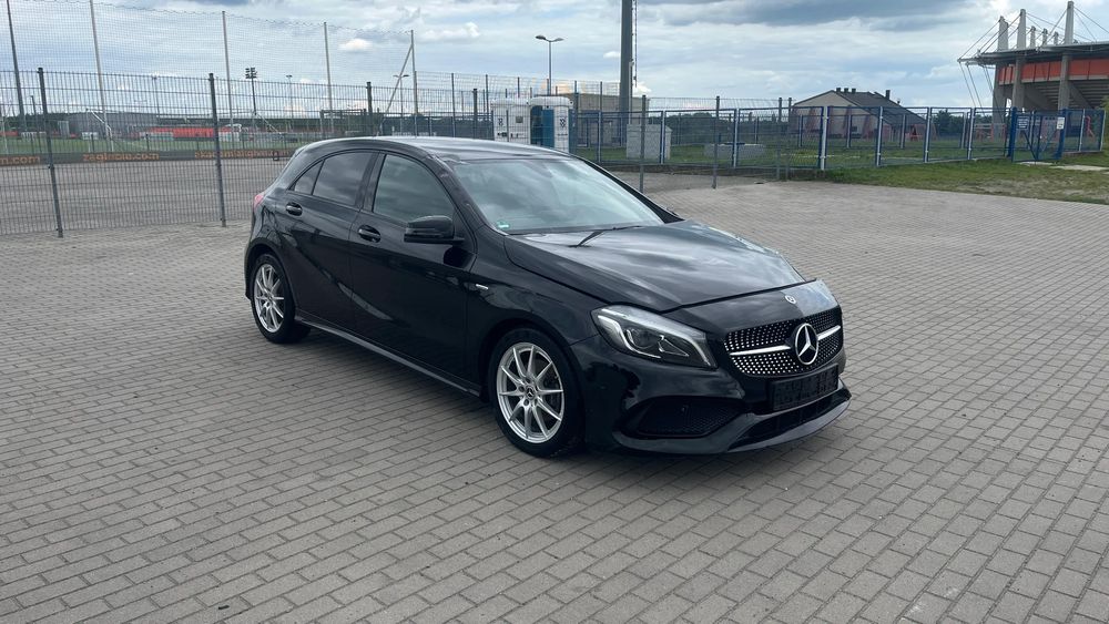 Mercedes-Benz A W176 180 (BlueEFFICIENCY) 7G-DCT AMG Sport 2017