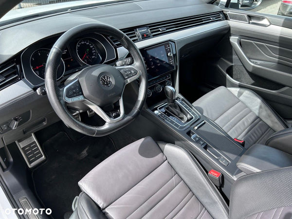 Volkswagen Passat 2.0 TDI Elegance DSG - 6