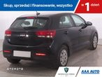 Kia Rio - 6