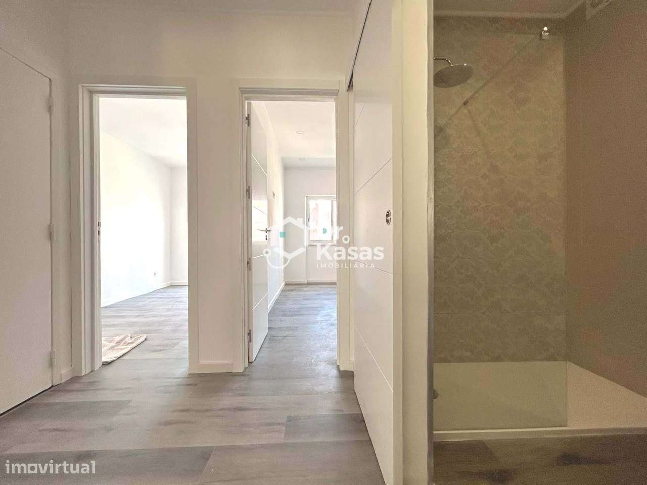 Apartamento T2 Renovado na Baixa da Banheira-5