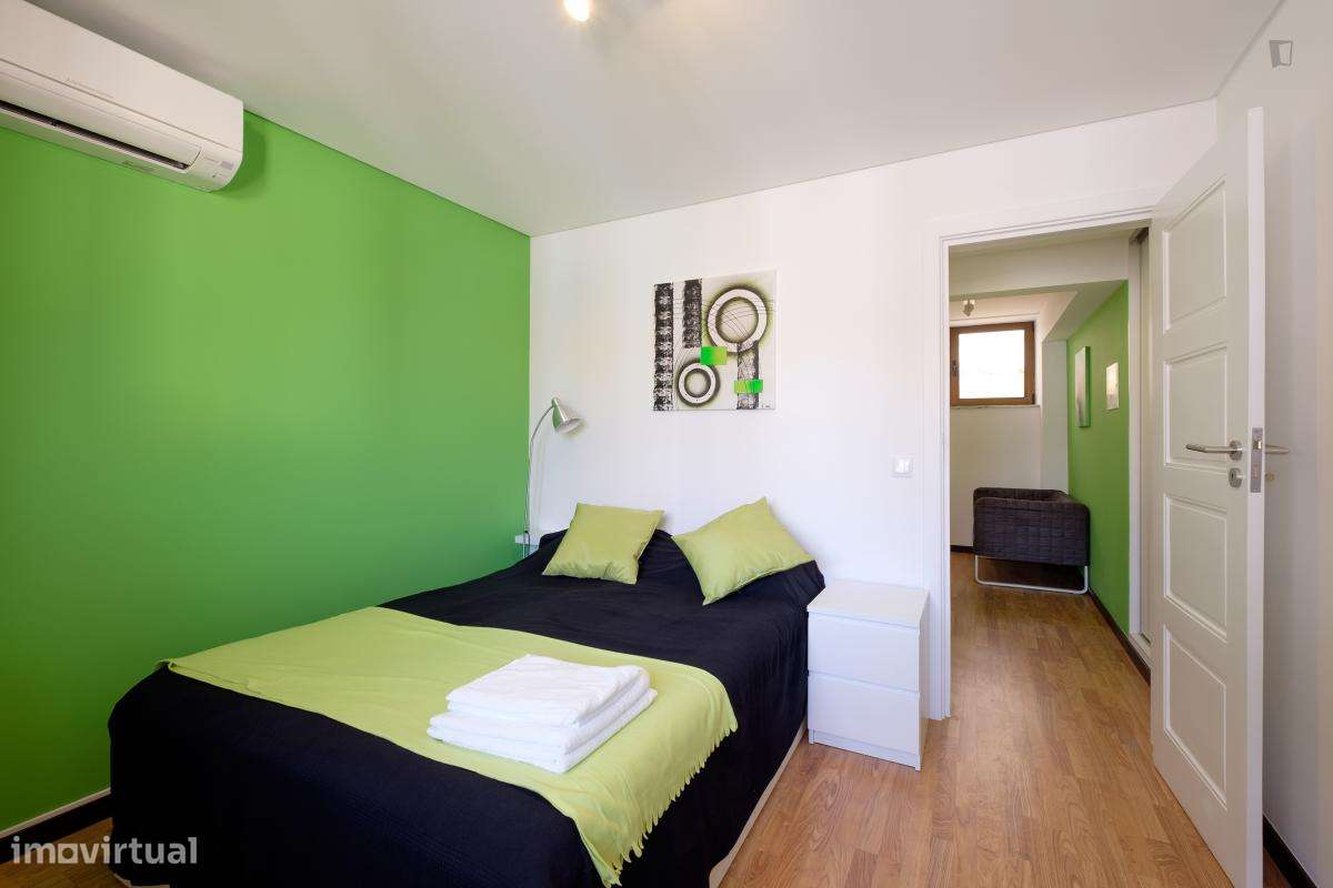 Apartamento com 1 quartos - localizado em  Coimbra - Grande imagem: 4/8