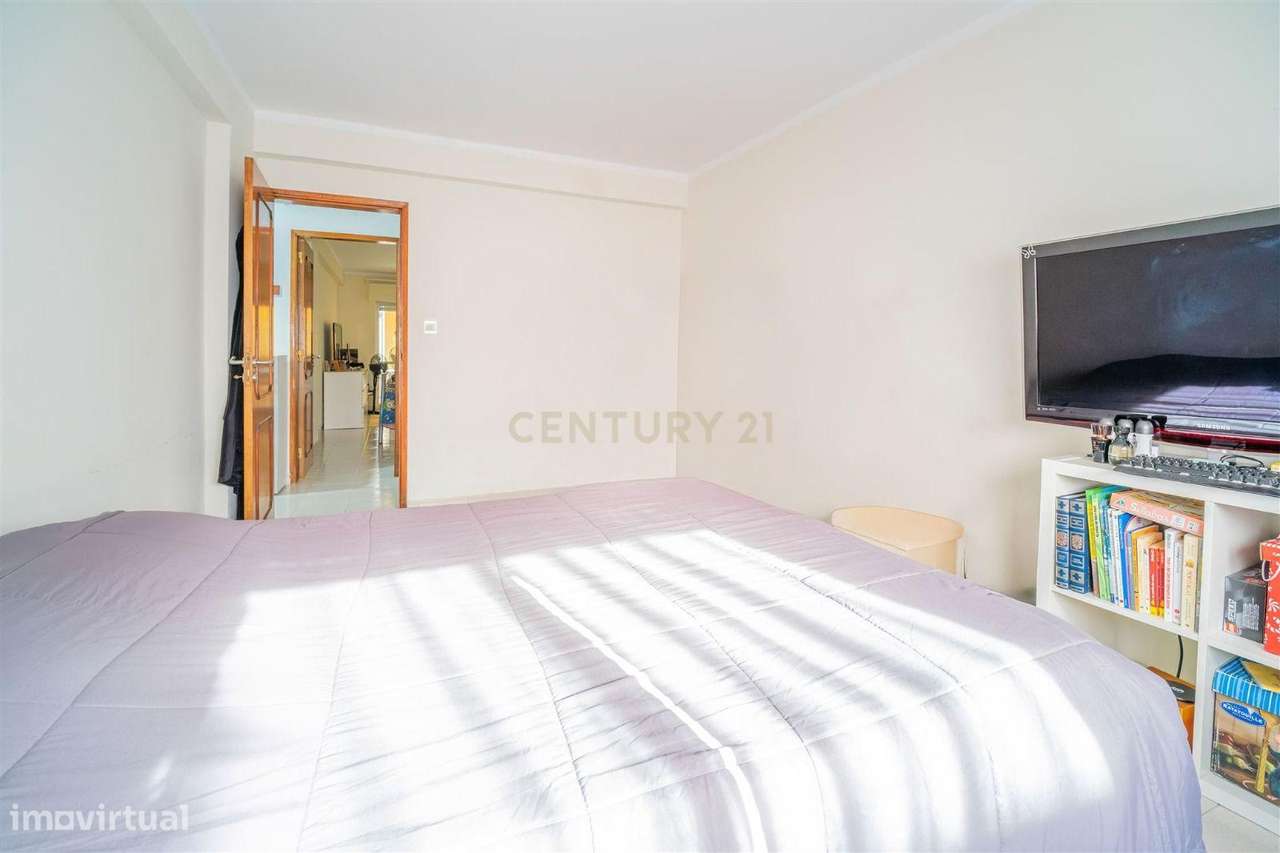 T3 com terraço no coração de Olhão - Grande imagem: 4/17