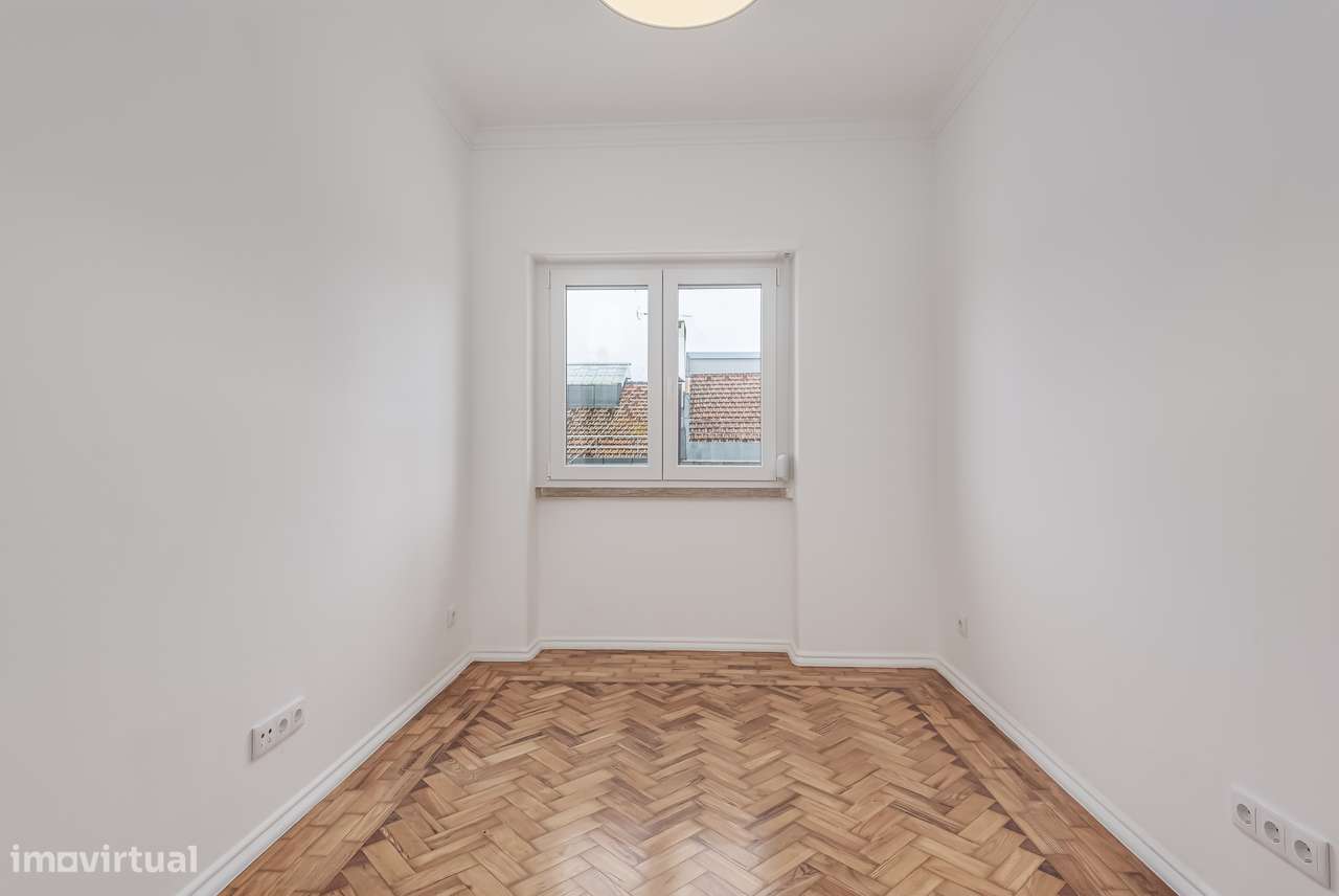 T1 nas Av.Novas - Grande imagem: 5/21