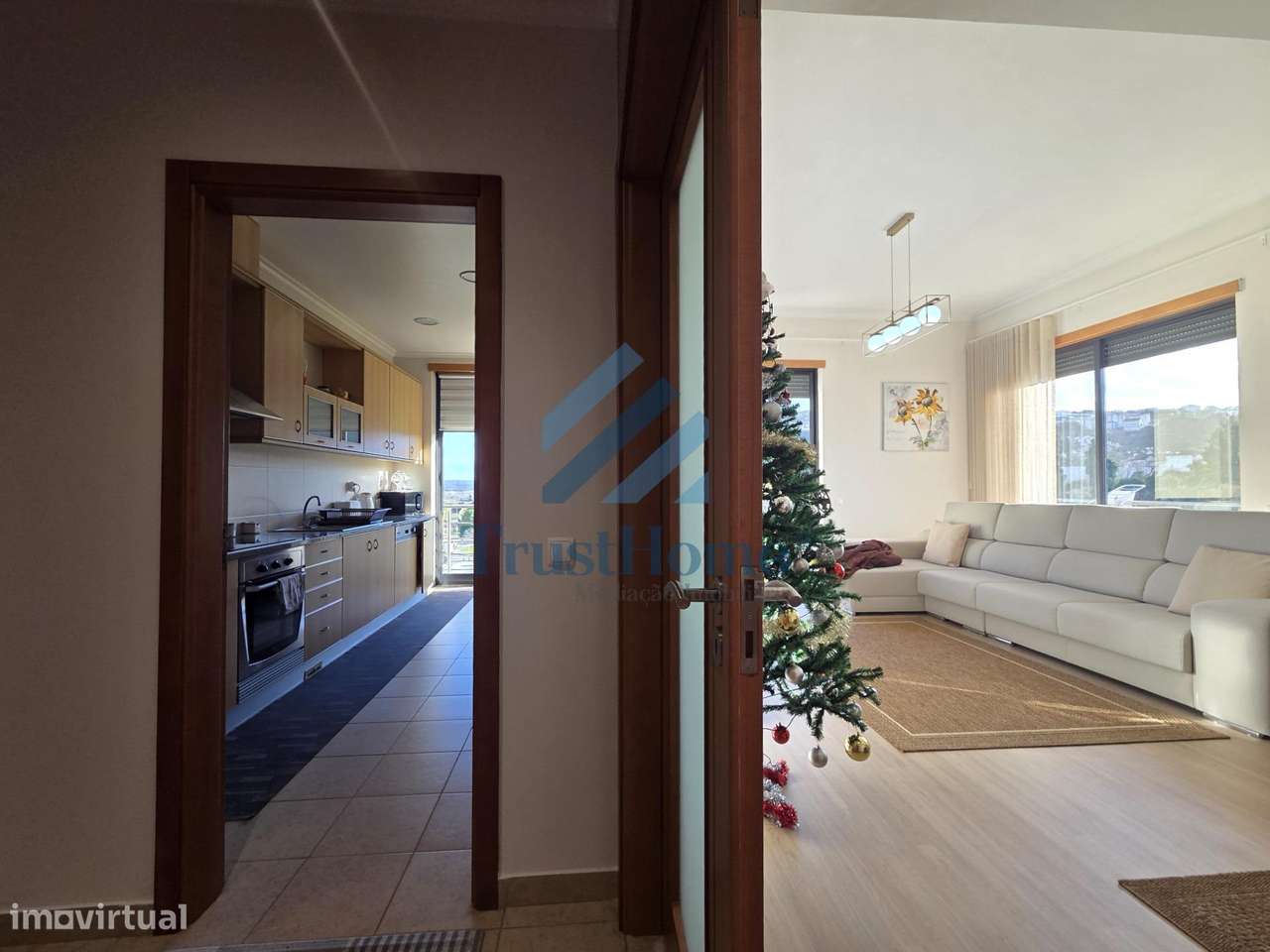 T3+1 em Alferrarede com 2 Box e arrecadação com 35m2-11