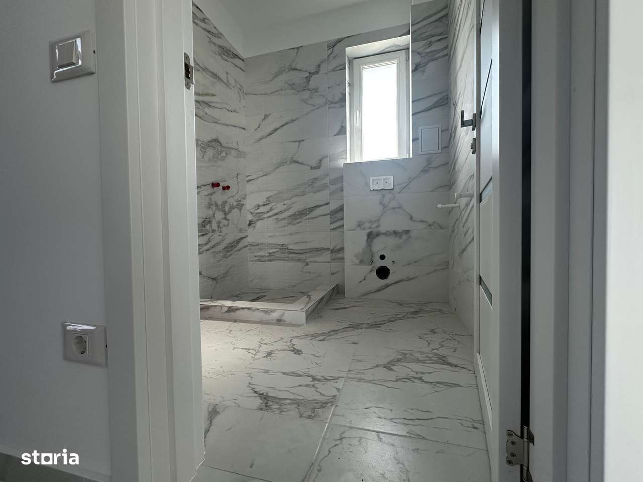 Casă 5 Camere și 3 Băi în Comuna Berceni – 400 mp Aproape de Bd. 1 Mai-12