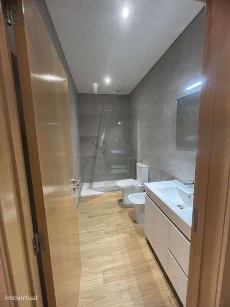 Moradia em Alfena - Largo da Codiceira - Grande imagem: 4/8