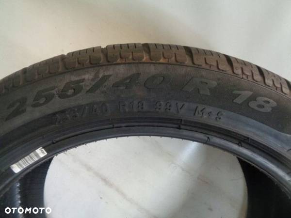 PIRELLI WINTER SOTTOZERO 255/40R18 99V - 11