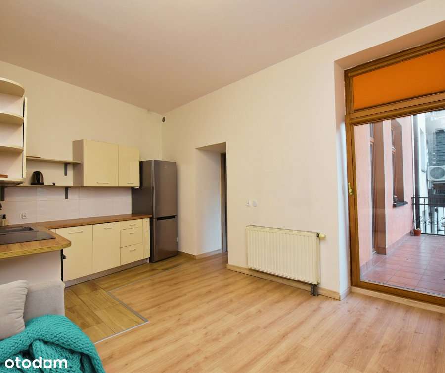 Mieszkanie 60 m2 na Rynku Dębnickim - 2 osobne pok - Pełny obrazek: 2/8