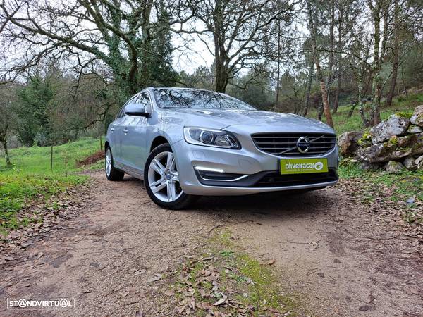 Volvo V60 D4 Geartronic Summum - 12