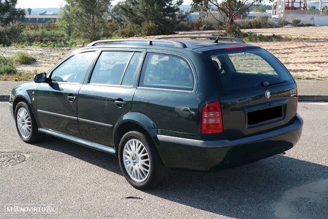 Skoda Octavia Break 1.6 SR para peças - 4