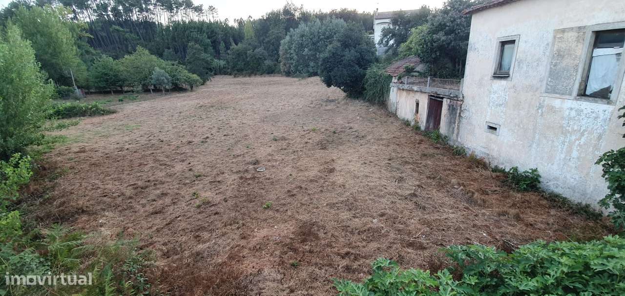 Moradia para recuperar, com Toque Histórico e Beleza Natural, Perto de - Grande imagem: 4/11