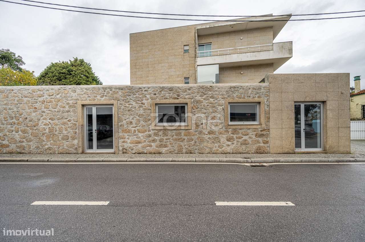 Loja ao Aeroporto do Porto - Grande imagem: 4/23