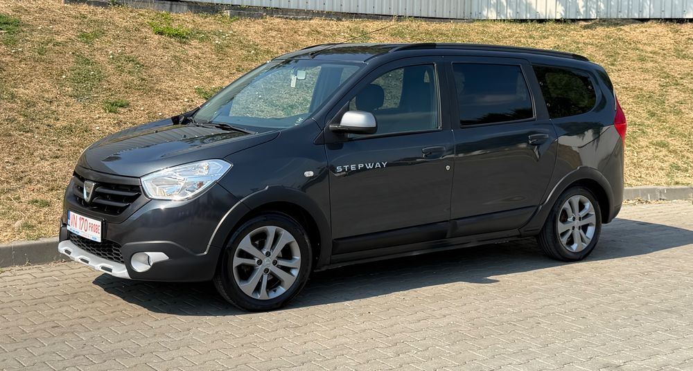 Dacia Lodgy 1.5 dCi 109 CP Stepway 2016
