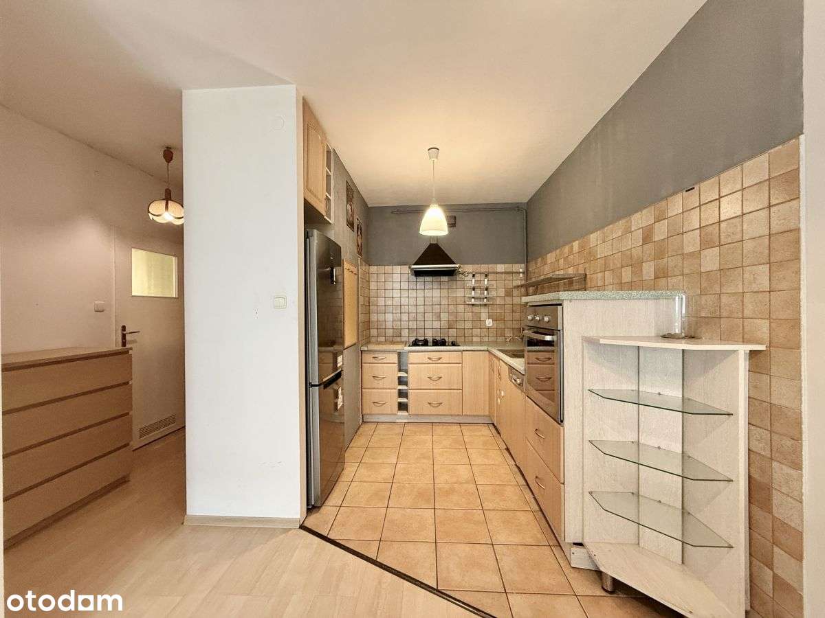 Ciche 2pok., loggia, winda, garaż ul. Aluzyjna-3