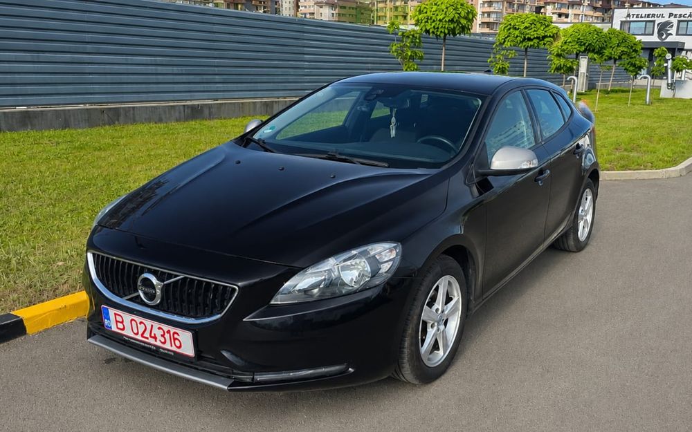 Volvo V40 D2 Momentum 2016