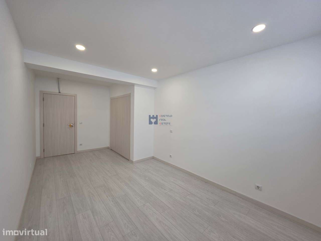 Apartamento T3 c/ Terraço-Novo em Ourém-11