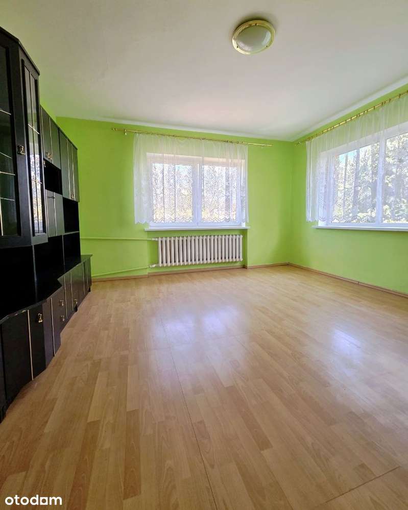 Dom pod miastem 5 pokoi 3 garaże  ogród i sad-10