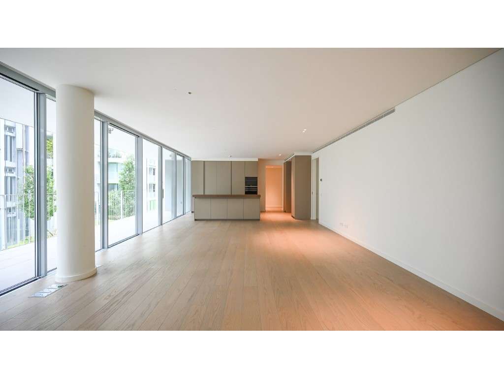 T3 de Luxo no Prata Riverside: Onde o Tejo Encontra o Seu Lar-6