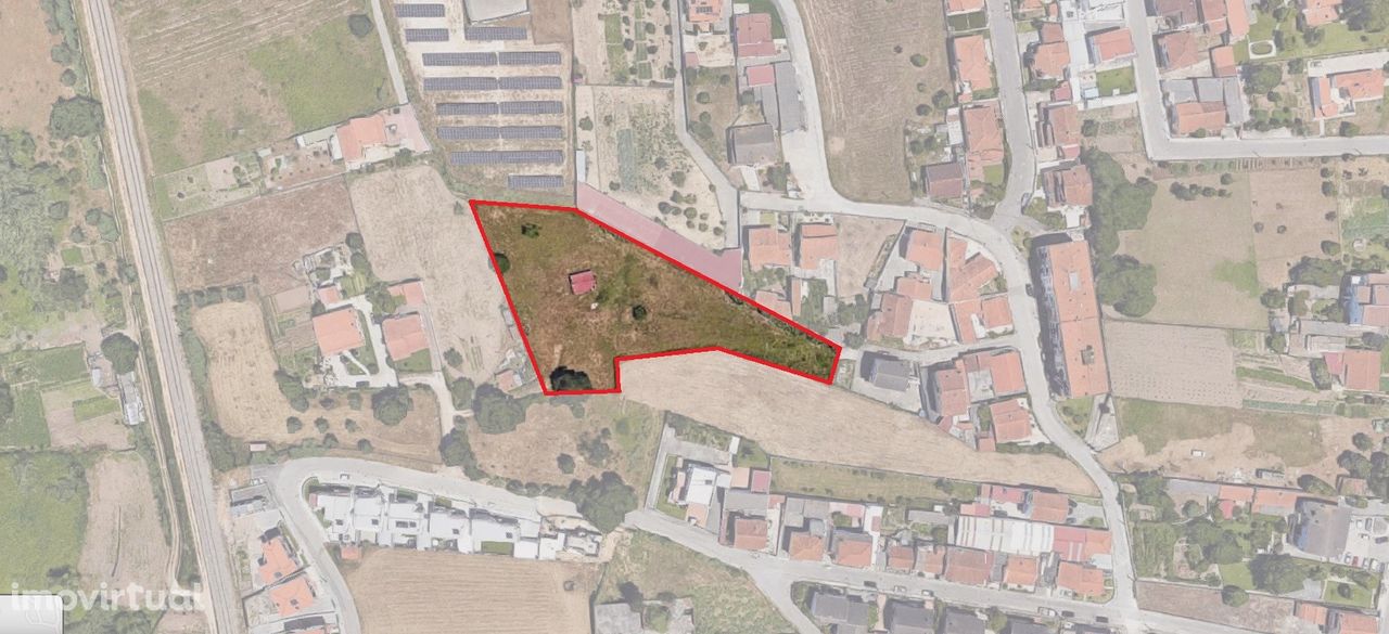 Terreno plano para construção / 5020 m2 / Gândara dos Olivais / Leiria