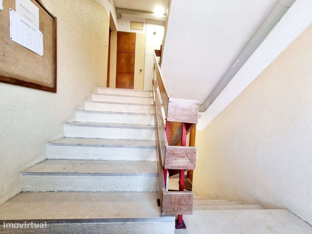 Apartamento T2 Paço de Arcos com vista Mar - Grande imagem: 3/27