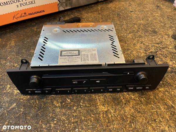 Radio pod navi monitor Bmw e83 x3 - 1