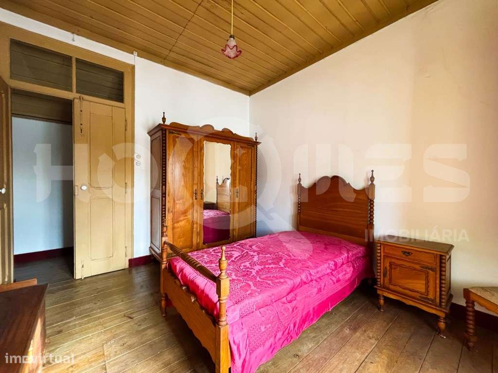 Moradia Secular de Charme | Casa + Jardim + Anexos | Potencial Hote...-42